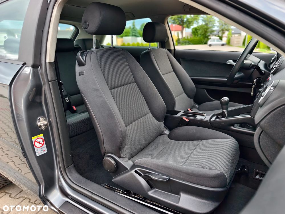 Audi A3 1.6 Attraction - 13