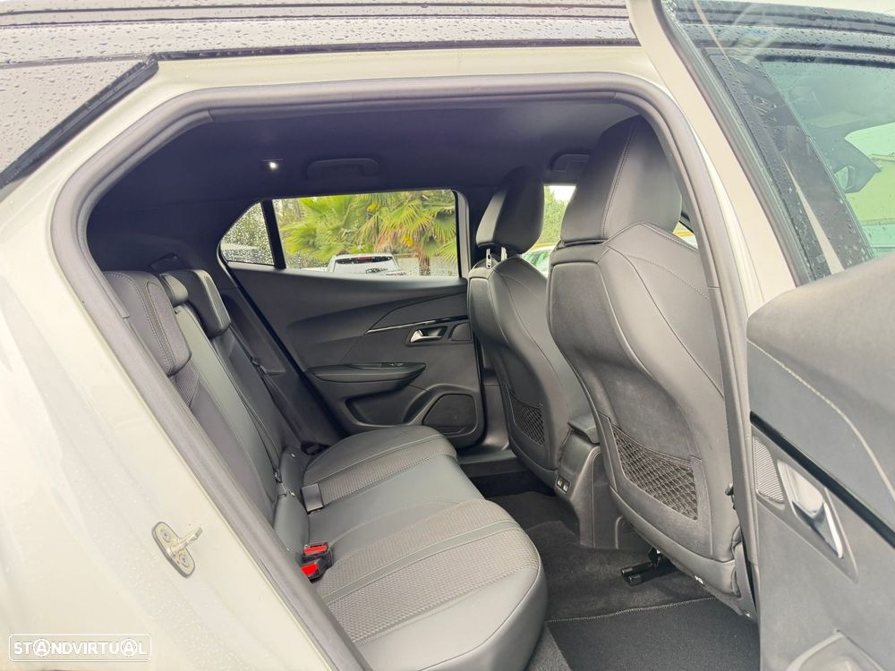 Peugeot 2008 1.2 PureTech GT Line - 45