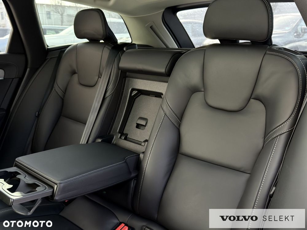 Volvo V90 - 15