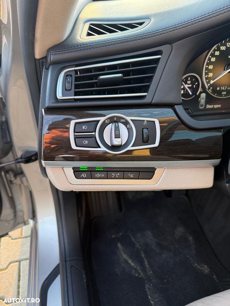 BMW Seria 7 740d xDrive - 5