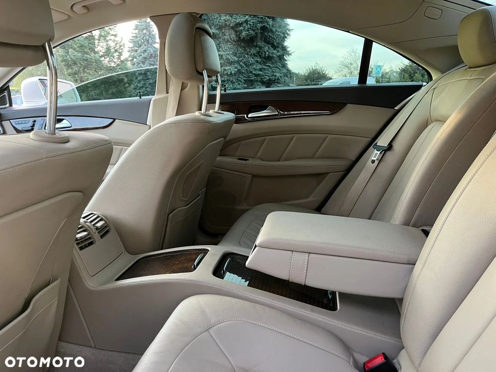 Mercedes-Benz CLS 500 4Matic 7G-TRONIC - 17