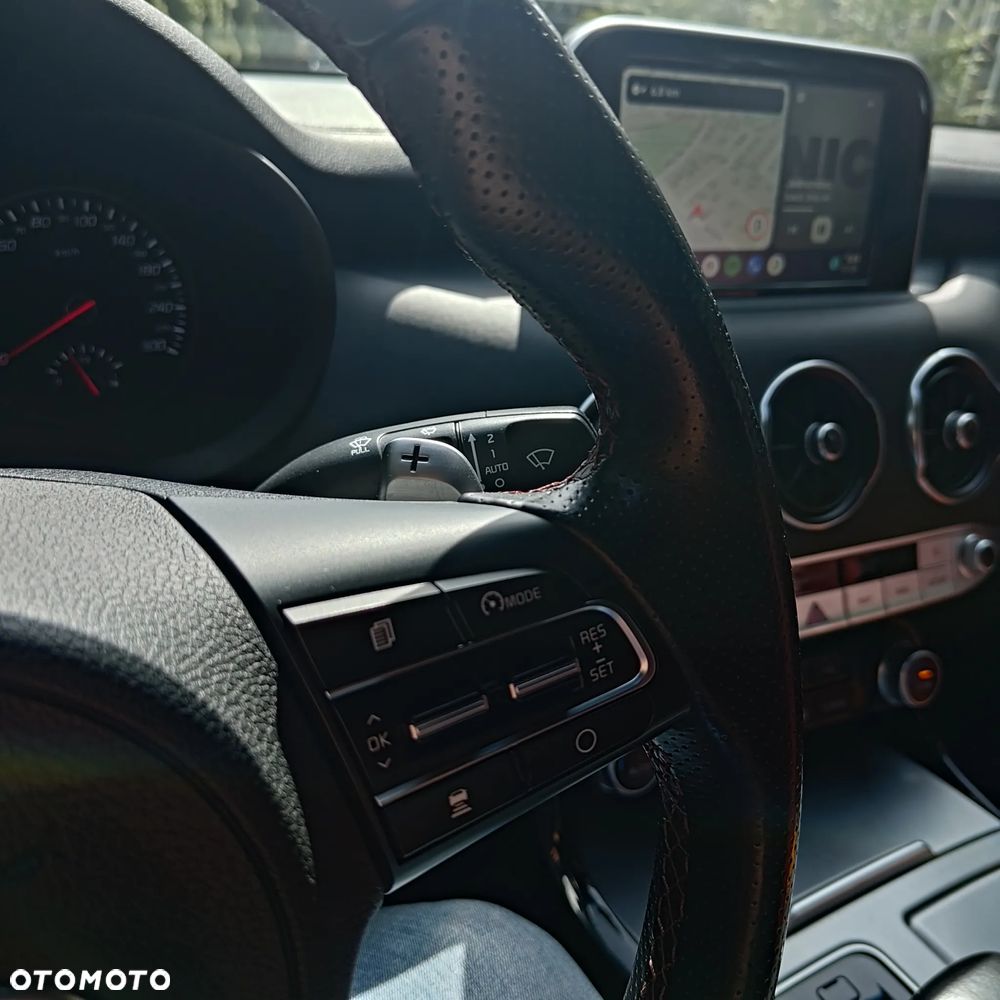 Kia Stinger 2.0 T-GDI GT Line - 22