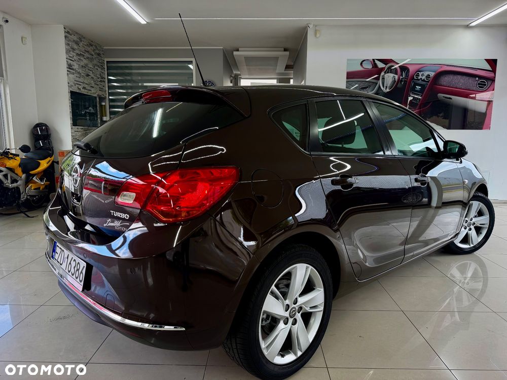 Opel Astra 1.4 Turbo Color Edition - 20