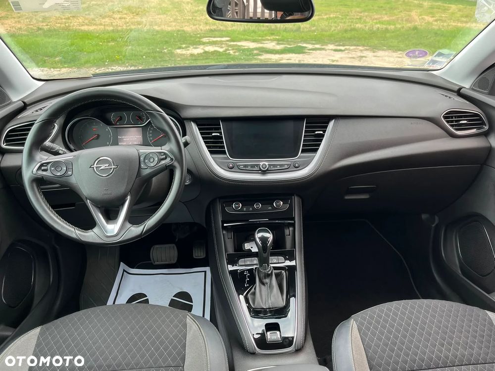 Opel Grandland X 1.2 Start/Stop Automatik 120 Jahre - 9