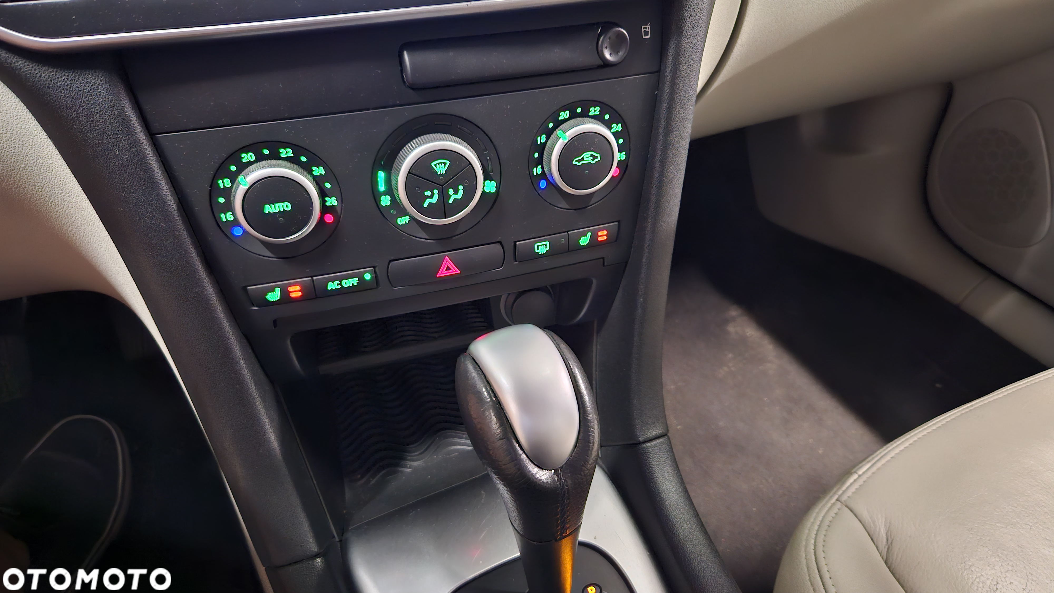 Saab 9-3 2.0T Sport-Kombi XWD Aero - 24