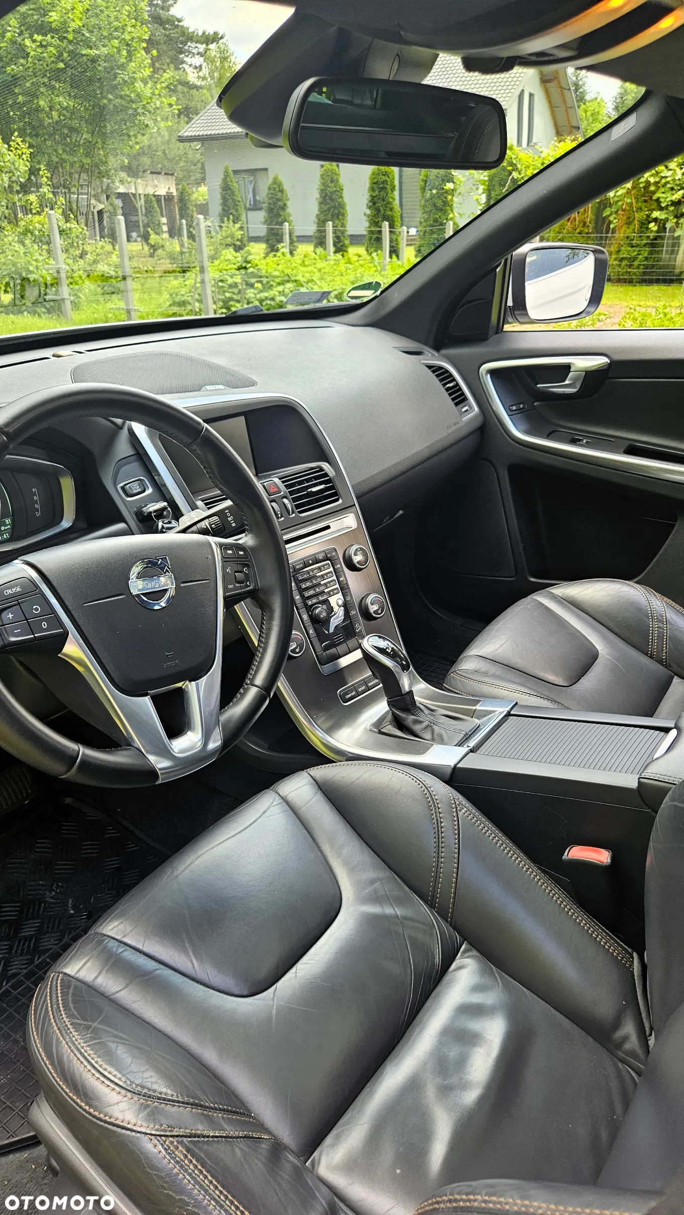 Volvo XC 60 D5 AWD Summum - 5