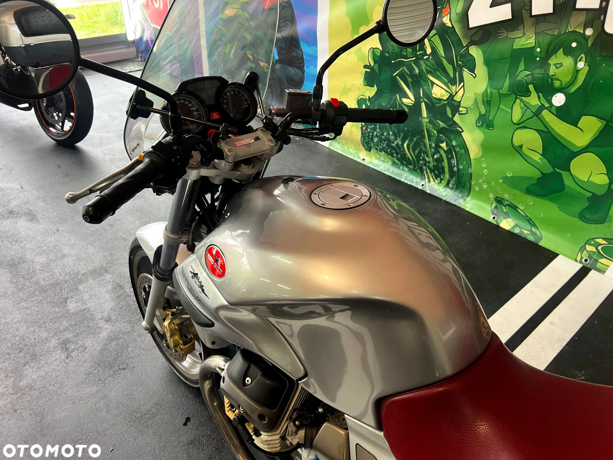 Moto Guzzi Breva - 14