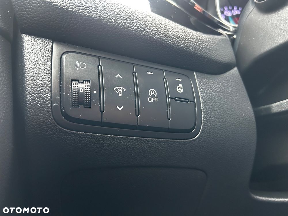 Kia Ceed 1.6 CRDi 136 ISG Dream Team Edition - 23