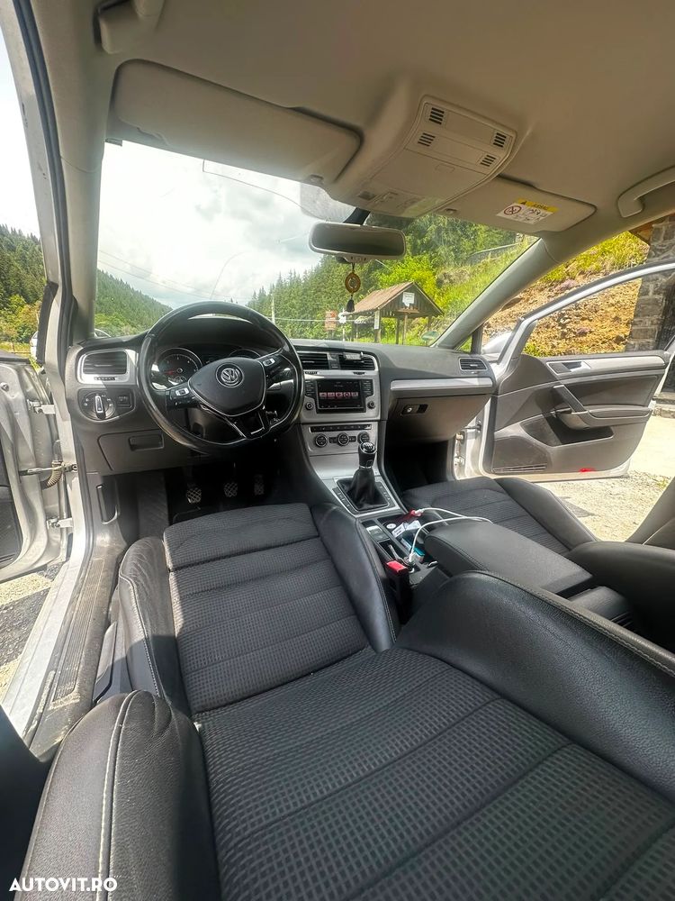 Volkswagen Golf 1.6 TDI 4Motion - 2