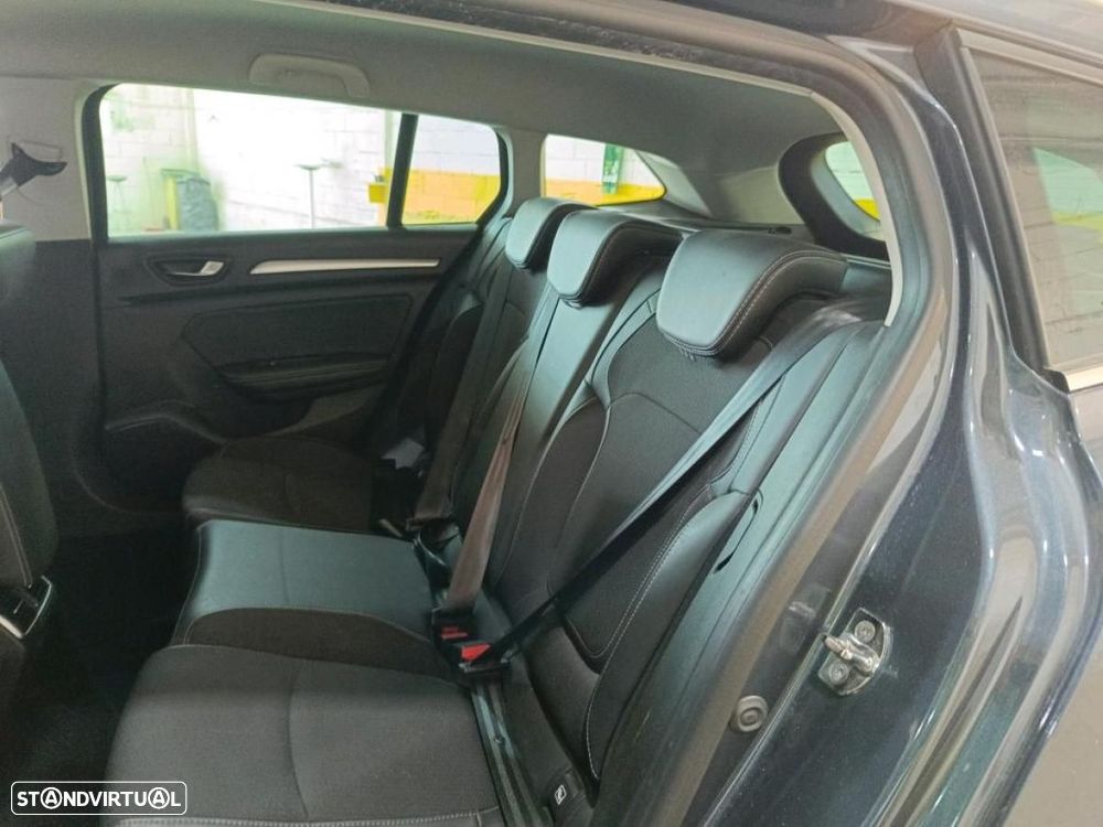 Renault Mégane Sport Tourer 1.5 Blue dCi Intens EDC - 7