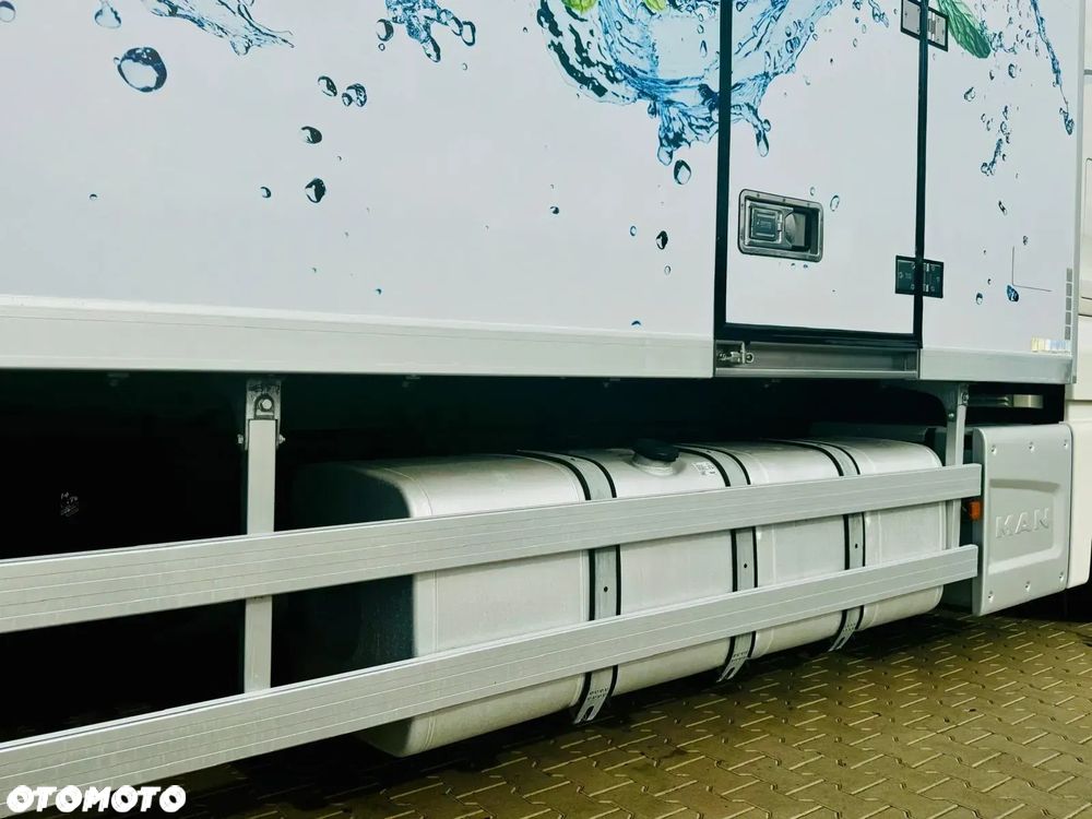 MAN TGX 26.400 // E6 // Klimatyzacja / chłodnia z windą // 19 Epal // sypialka // świeżo z Niemiec !!! - 19