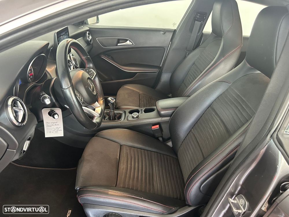 Mercedes-Benz CLA 200 d Shooting Brake AMG Line - 9