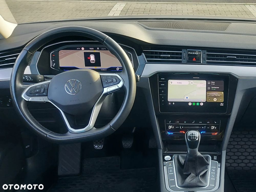 Volkswagen Passat 2.0 TDI EVO Elegance - 15