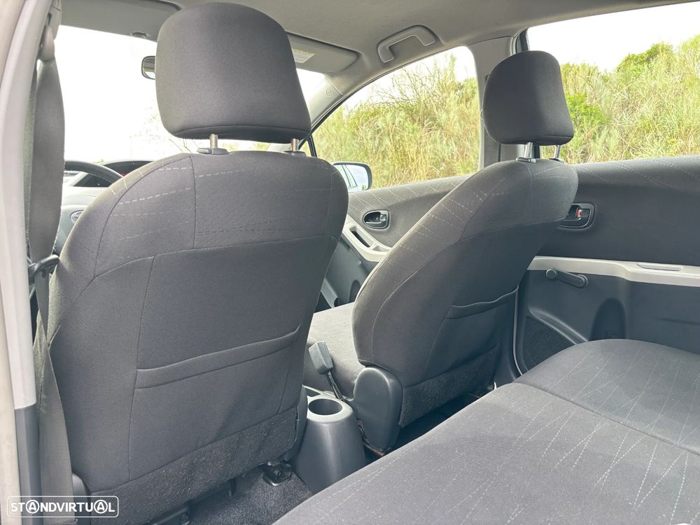 Toyota Yaris 1.0 VVT-i AC - 20