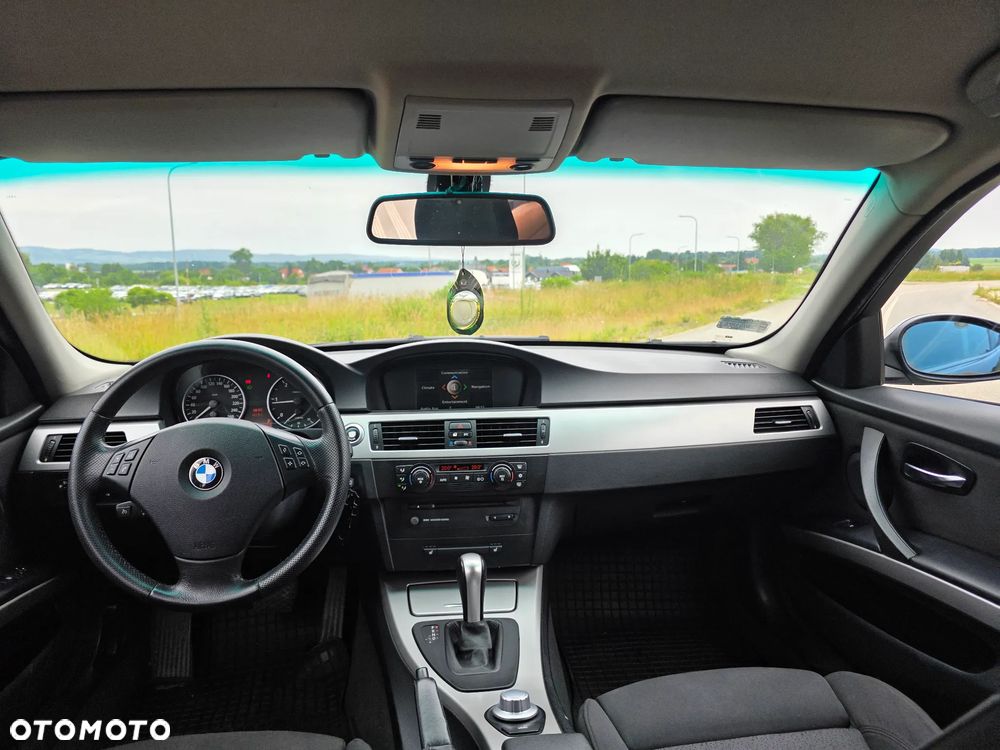 BMW Seria 3 320d DPF Edition Fleet Sport - 6