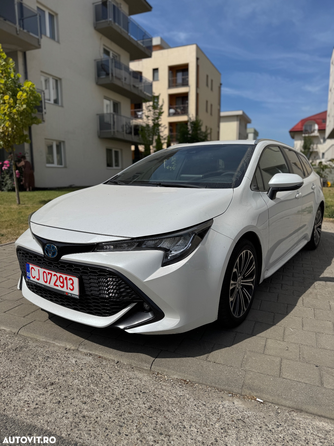 Toyota Corolla 1.8 HSD Business - 8