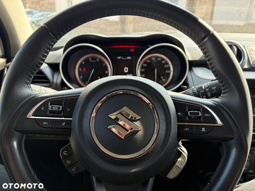 Suzuki Swift - 12