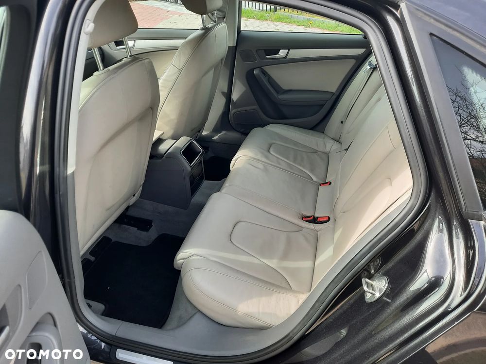 Audi A4 Limousine 2.0 TDI DPF Ambition - 19