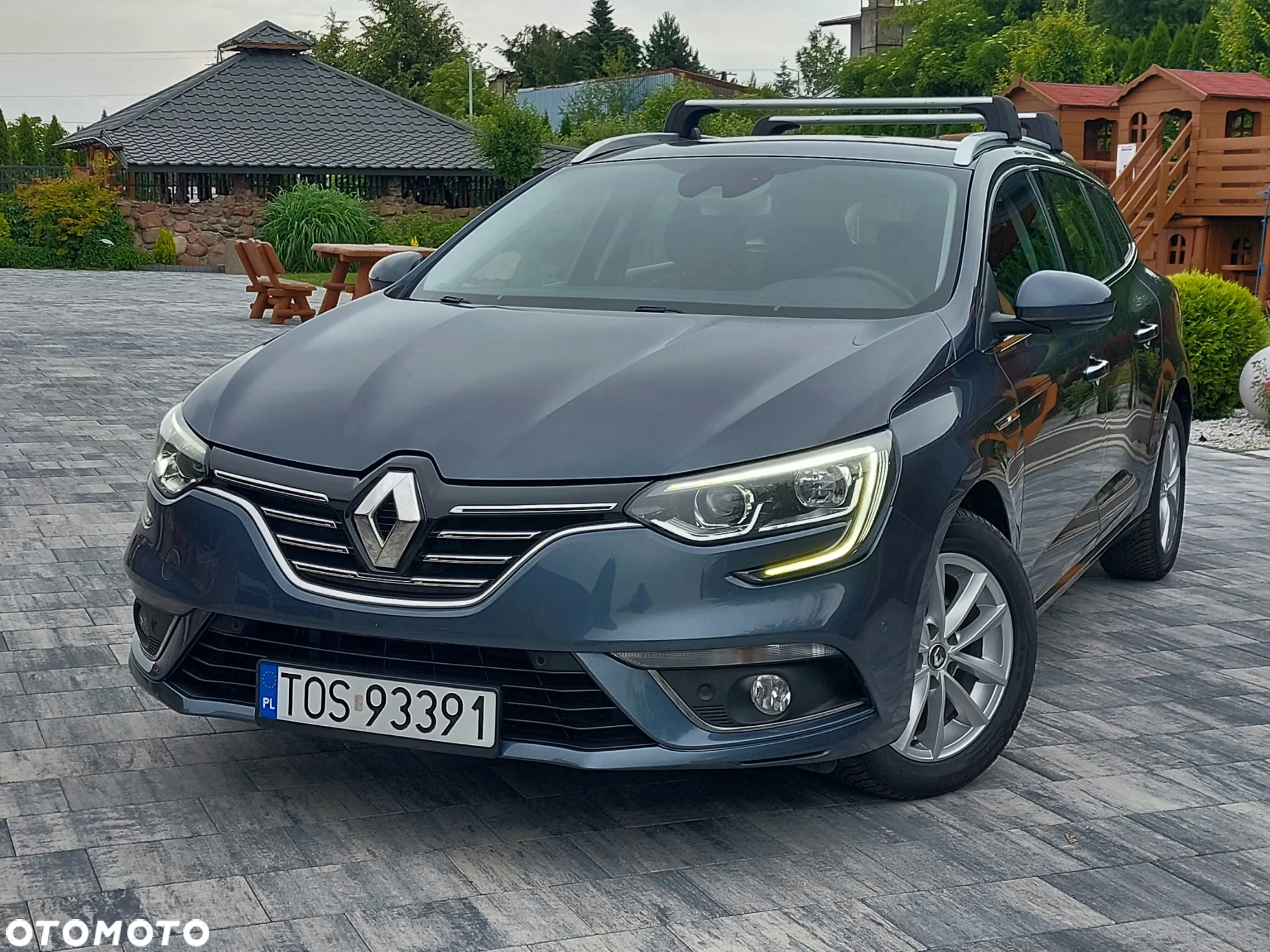 Renault Megane 1.2 Energy TCe Limited - 9