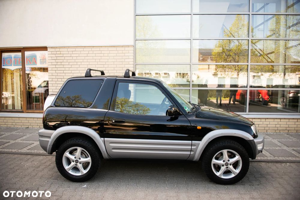 Toyota RAV4 - 12