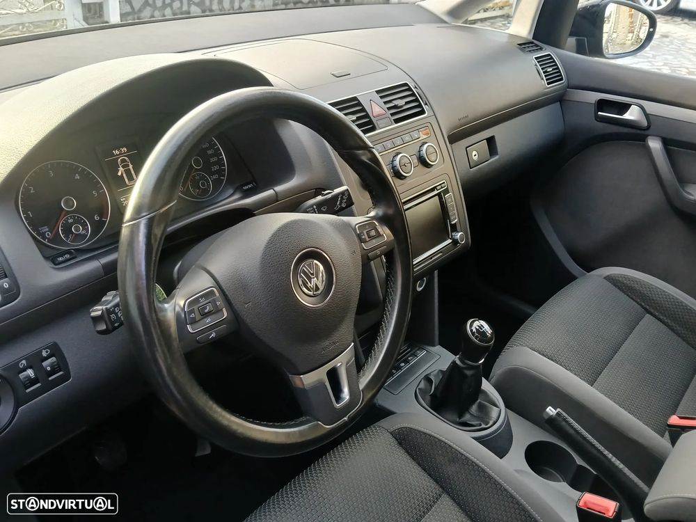 VW Touran 1.6 TDI Blue.Highine 7L - 10