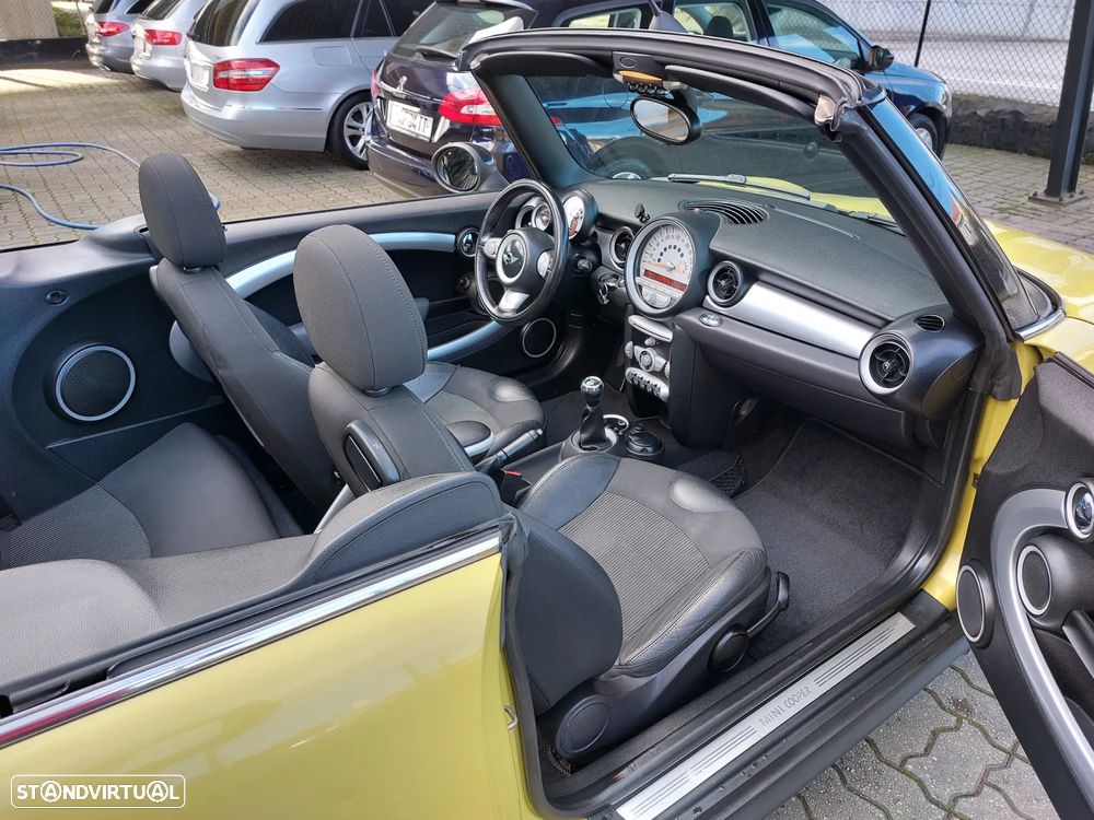 MINI Cabrio Cooper - 47