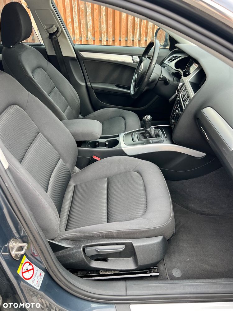 Audi A4 Avant 2.0 TDI DPF Attraction - 12