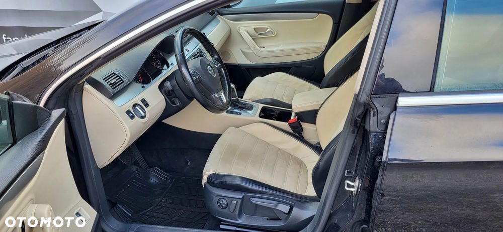 Volkswagen Passat CC - 18