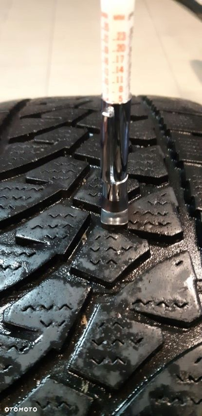 Opony Zimowe Bridgestone Blizzak 225/75/16c 6-5mm Para - 5