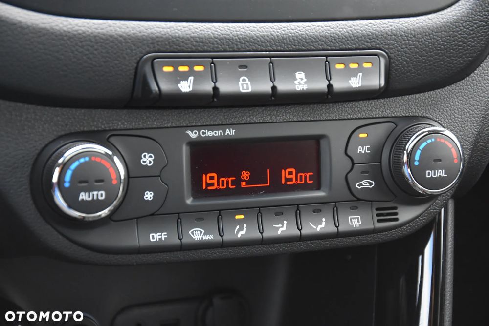 Kia Ceed 1.6 T-GDI GT-Challenge - 32