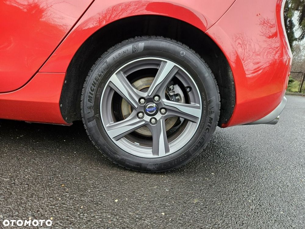 Volvo V40 D2 R-Design Momentum - 21