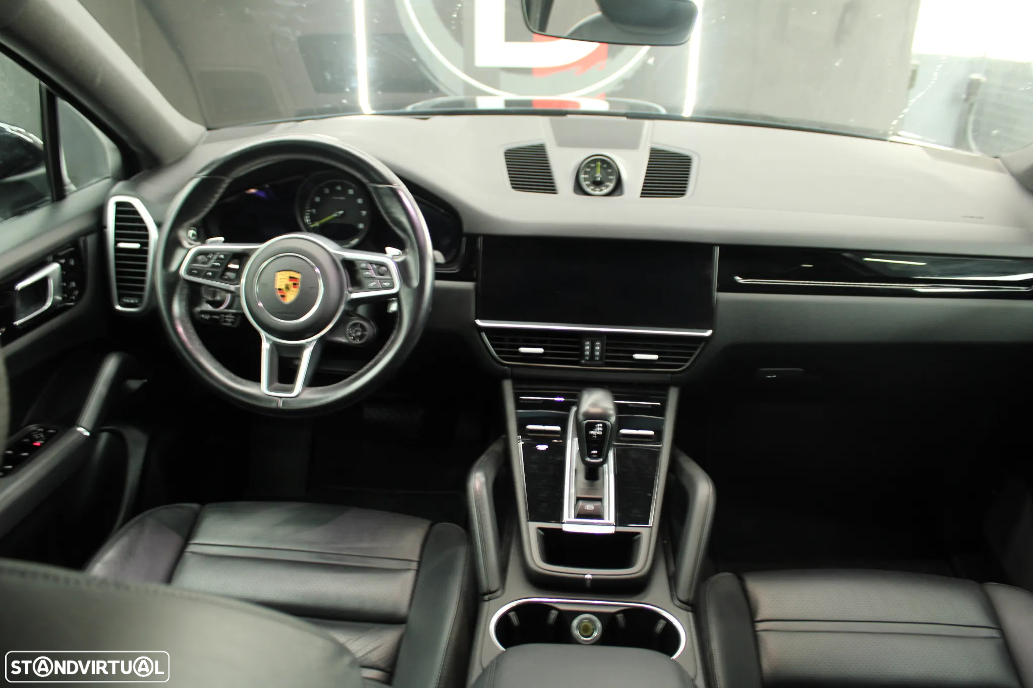 Porsche Cayenne Coupé E-Hybrid - 38