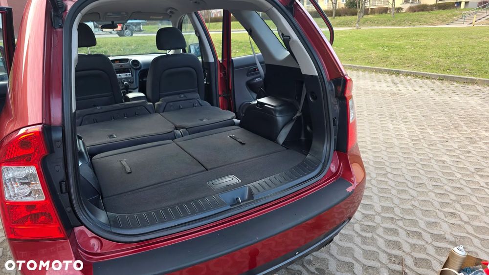 Kia Carens 2.0 CVVT EX Top - 31