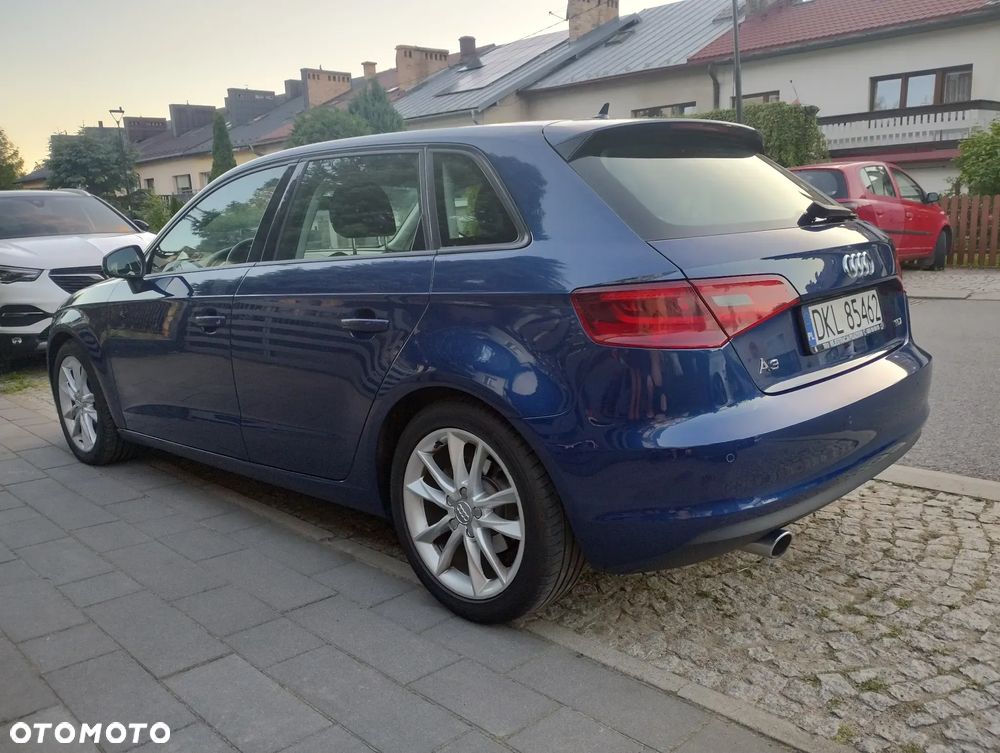 Audi A3 Sportback 1.6 TDI (clean diesel) Ambiente - 11