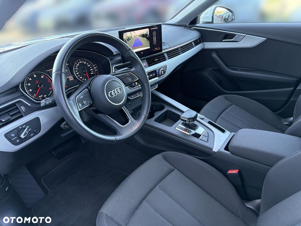 Audi A4 Avant - 10