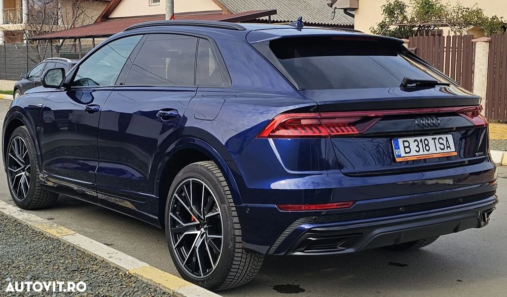 Audi Q8 55 TFSIe quattro tiptronic - 5