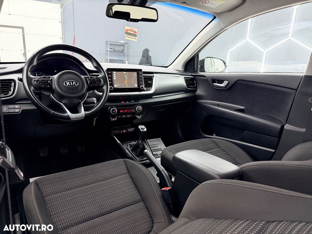 Kia Stonic 1.6 DSL Urban - 18