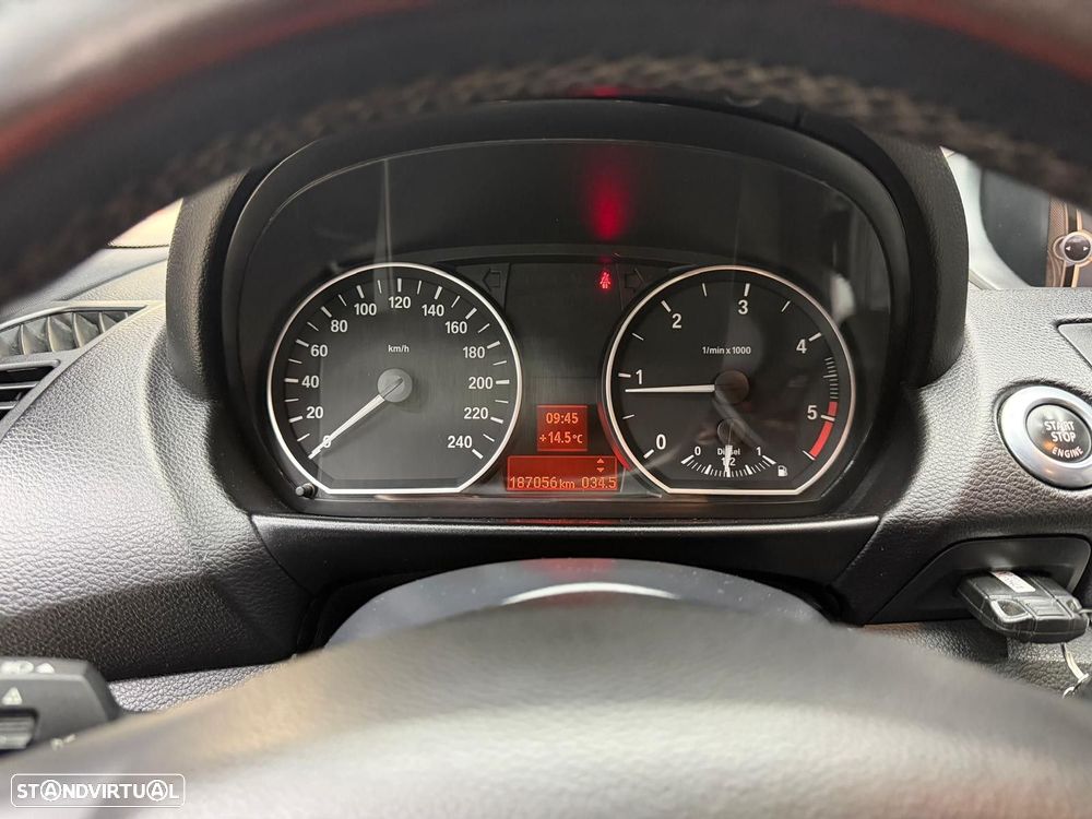 BMW 118 dA Pack M - 21