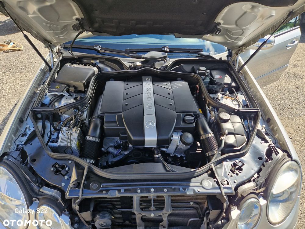 Mercedes-Benz Klasa E 240 Elegance - 21