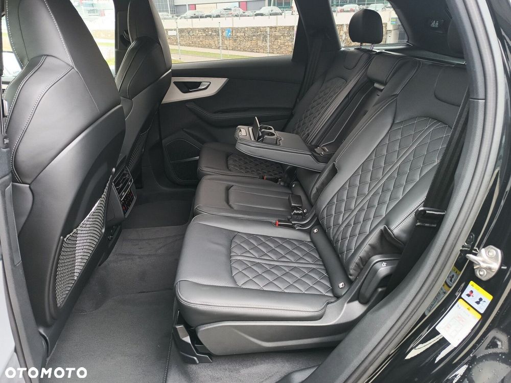 Audi Q7 - 29