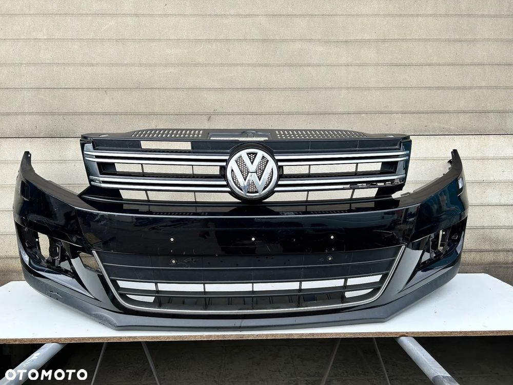 VOLKSWAGEN VW TIGUAN 5N0 ZDERZAK PRZÓD PRZENI