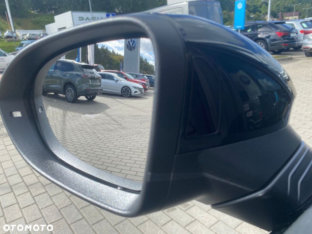 Volkswagen Golf 1.5 eTSI mHEV R-Line Plus DSG - 15