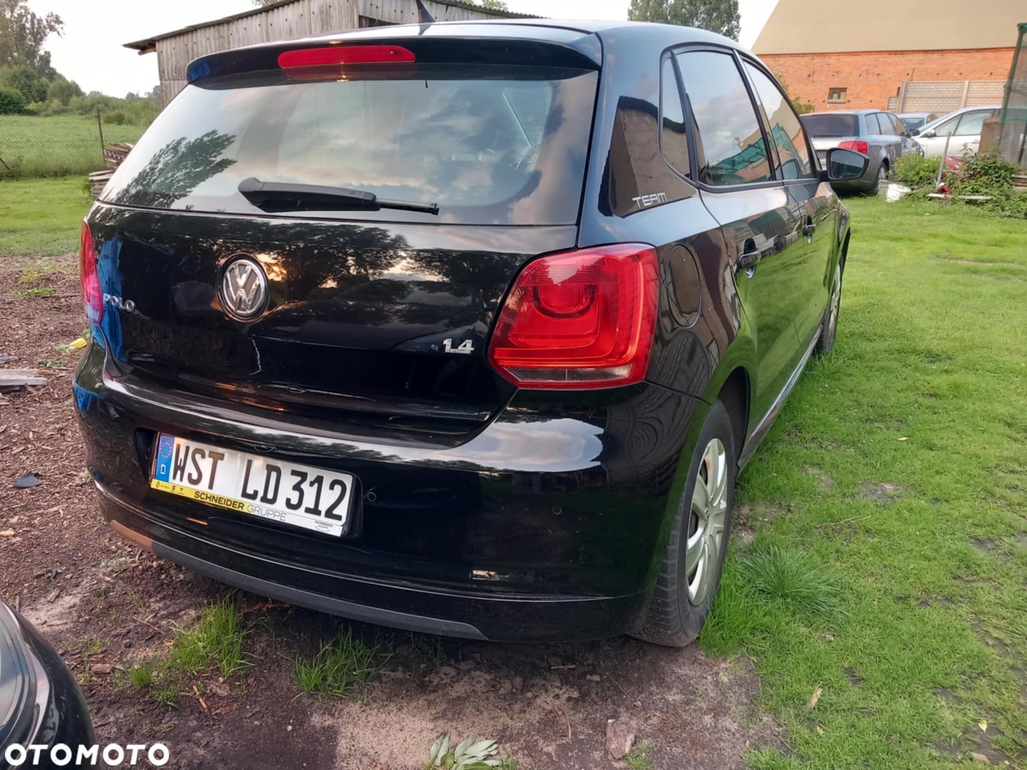 Volkswagen Polo 1.4 16V Comfortline - 4