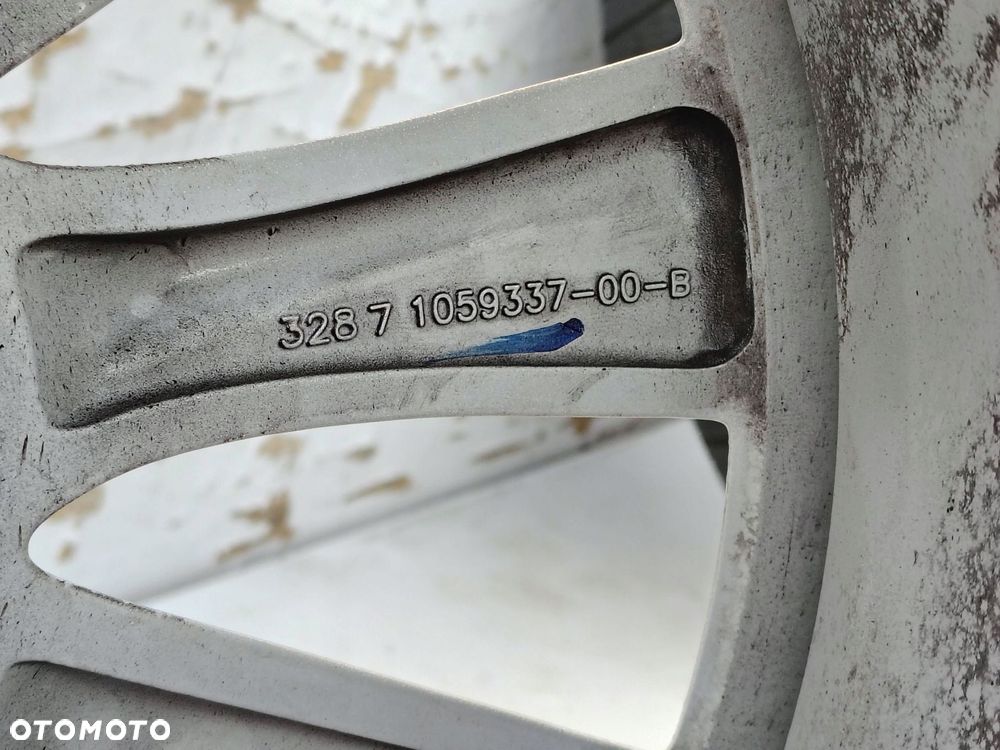 KOŁA 4 SZTUKI KOMPLET 5X120 ET40 8X19 1059337-00-B TESLA MODEL S - 7
