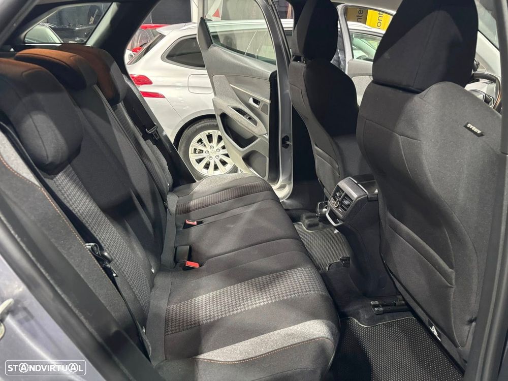 Peugeot 3008 1.2 PureTech Active Pack - 11