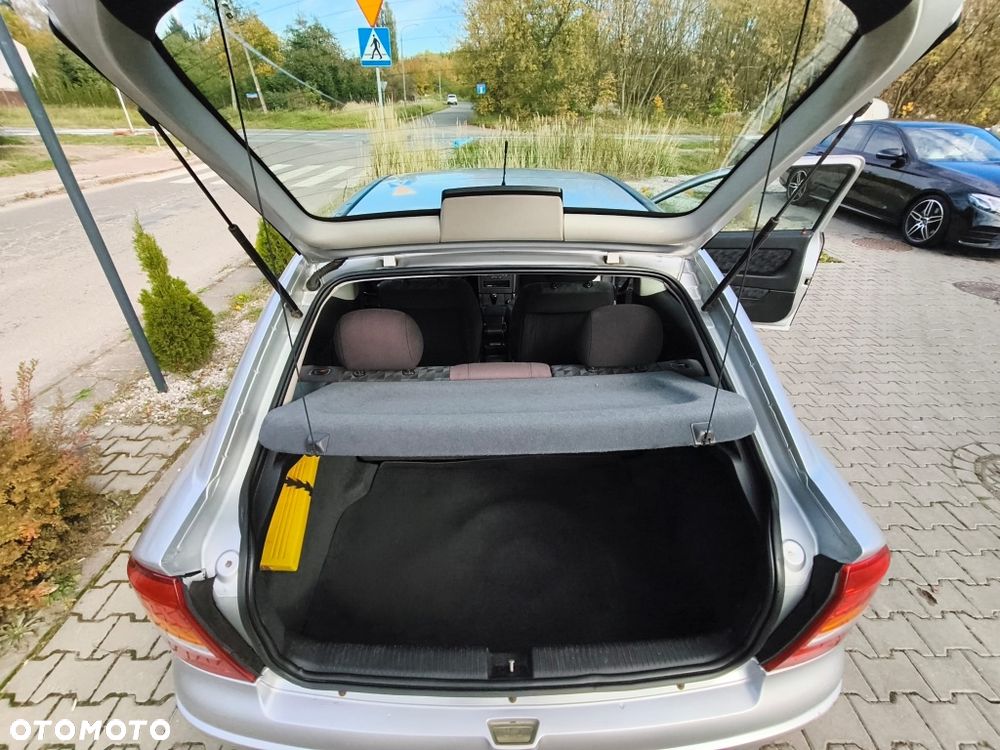 Opel Astra - 8