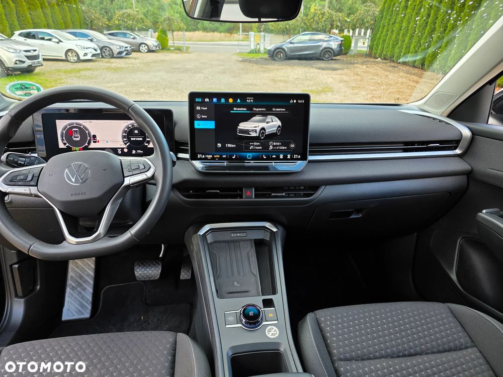 Volkswagen T-Roc - 18