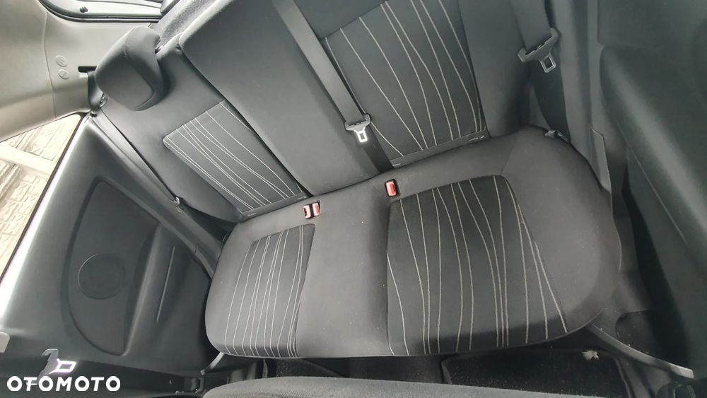 Opel Corsa 1.0 12V Essentia - 17