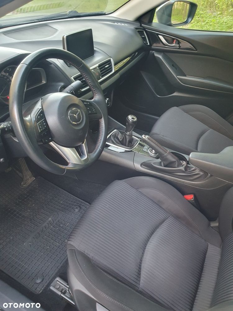 Mazda 3 - 8
