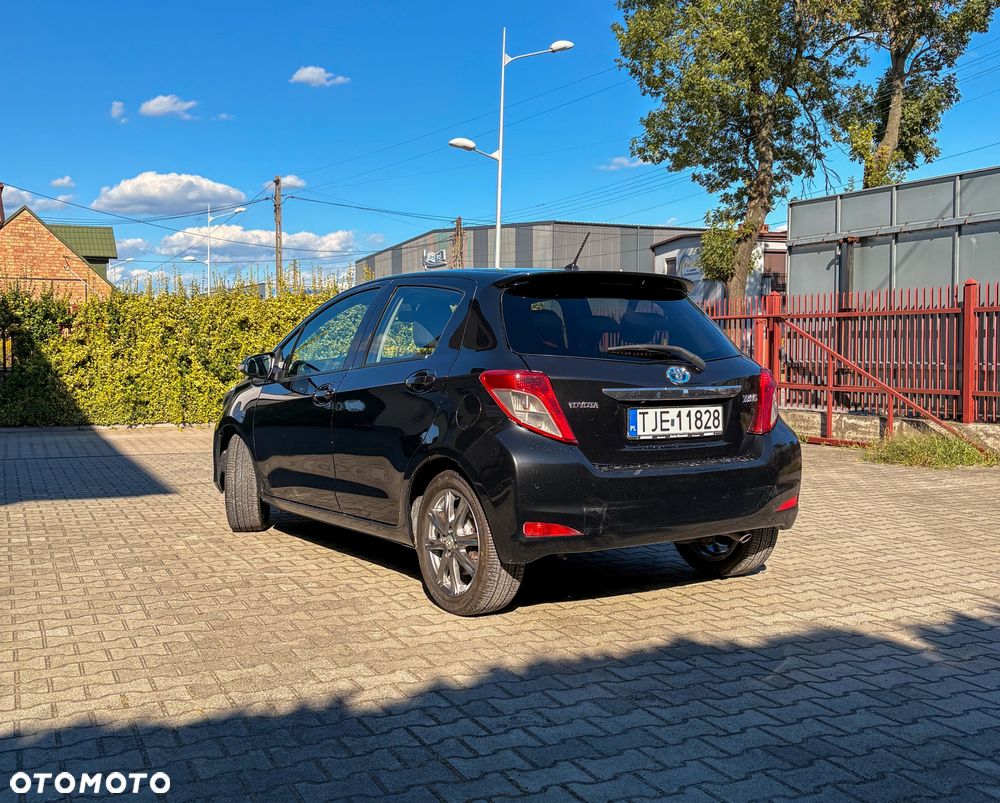 Toyota Yaris - 7